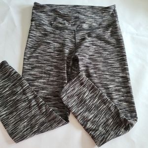 Fabletics gray black Heather workout leggings xs‎